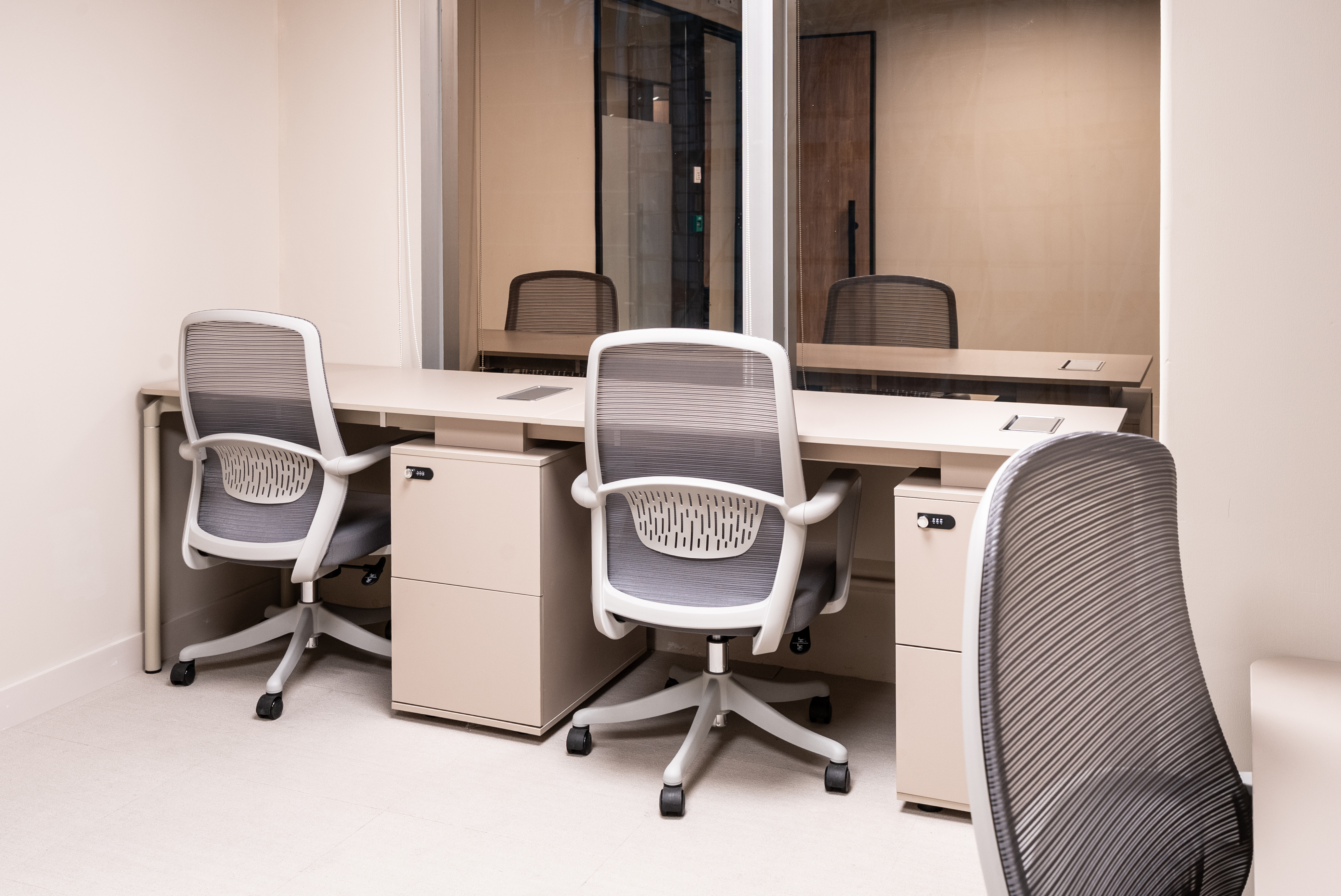 Private office room 3